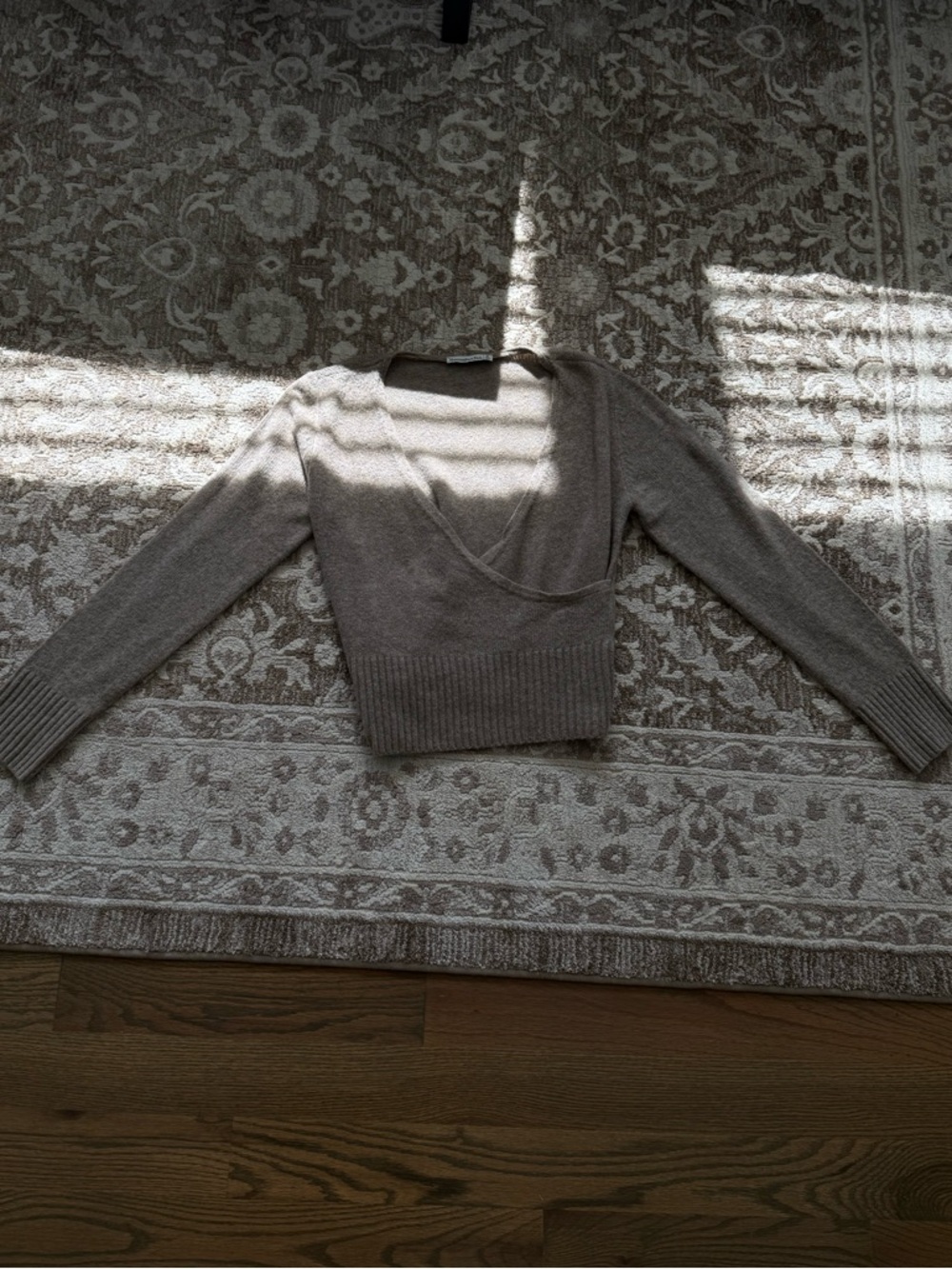 Abercrombie & Fitch Taupe V-Neck Wrapped Sweater